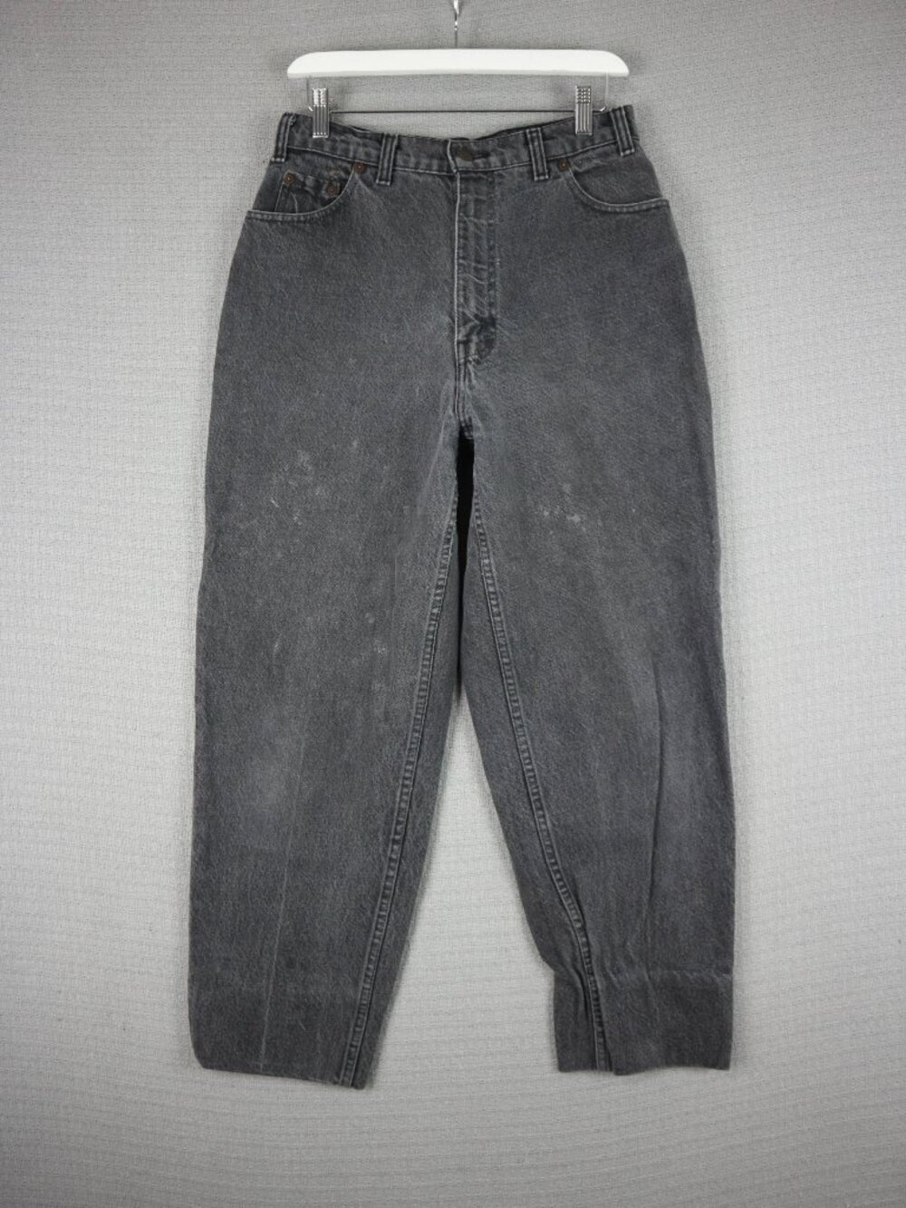 Levi’s 533 Relaxed Straight Fit Black Washed Vintage (damaged) 29W Womens